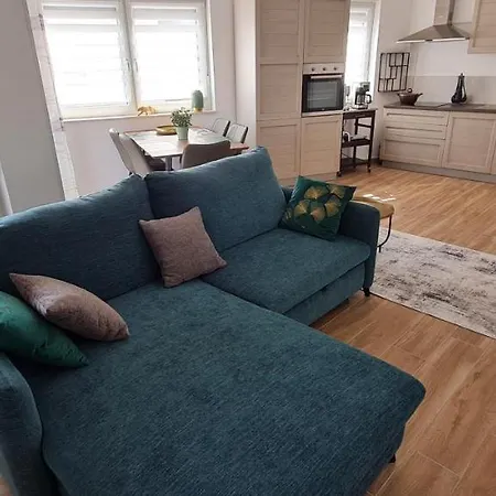 New Danijela, Garden And Garage Place Apartment