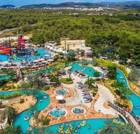 Apartment New Danijela, Garden And Garage Place *