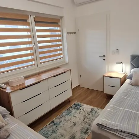 Apartment New Danijela, Garden And Garage Place