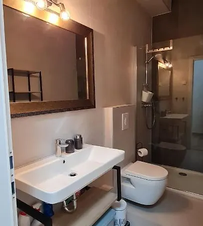 New Danijela, Garden And Garage Place شيبينيك