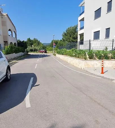 New Danijela, Garden And Garage Place *