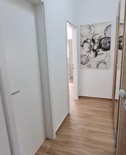 New Danijela, Garden&garage Place *