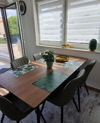 New Danijela, Garden&garage Place Šibenik