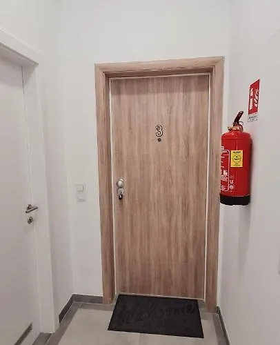 New Danijela, Garden&garage Place Appartement *