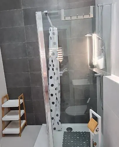 New Danijela, Garden&garage Place Appartement *