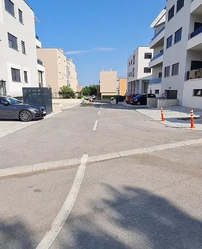 Appartement New Danijela, Garden&garage Place